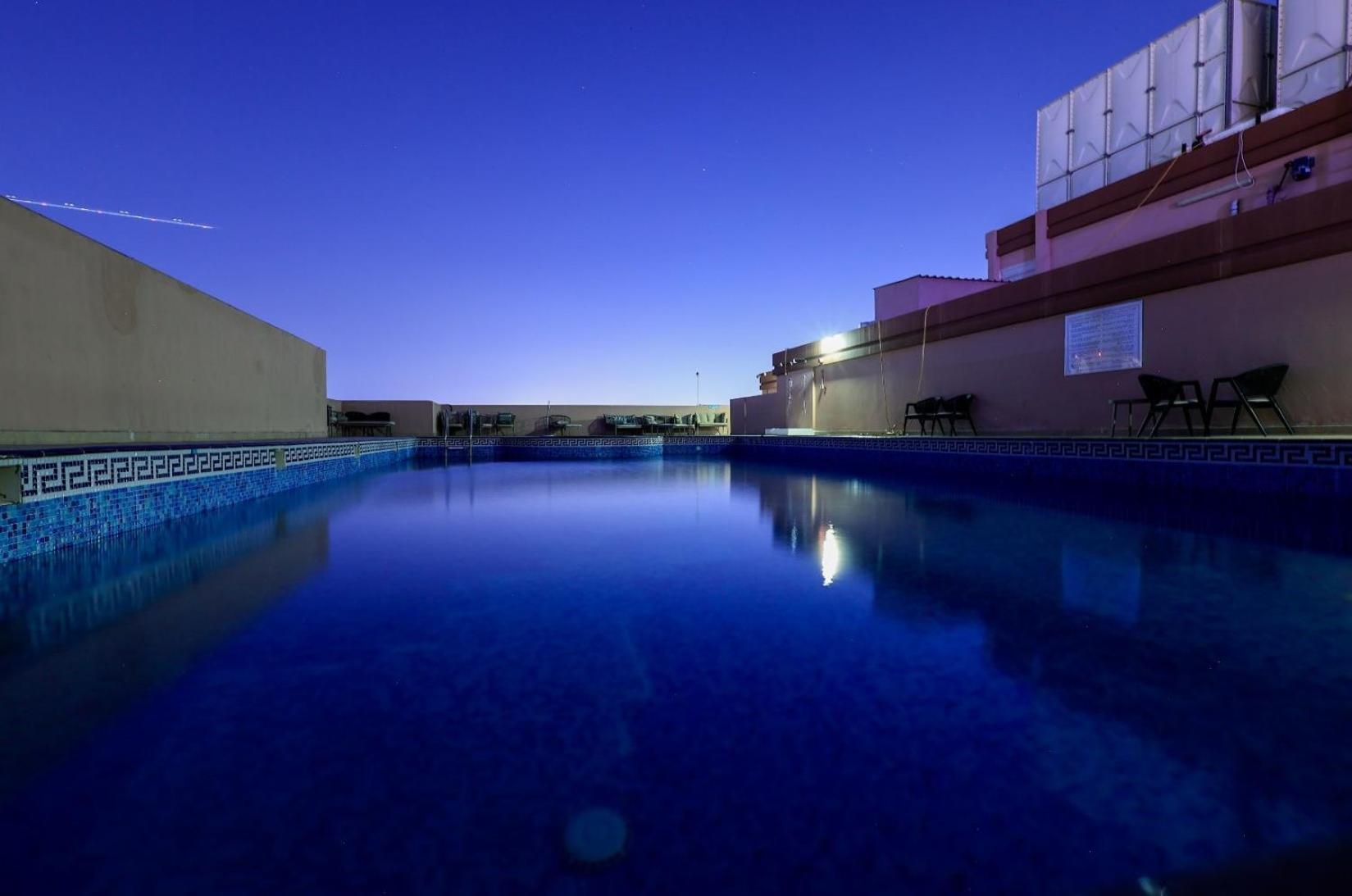 Best Western Premier M Four Hotel Dubai Exterior foto
