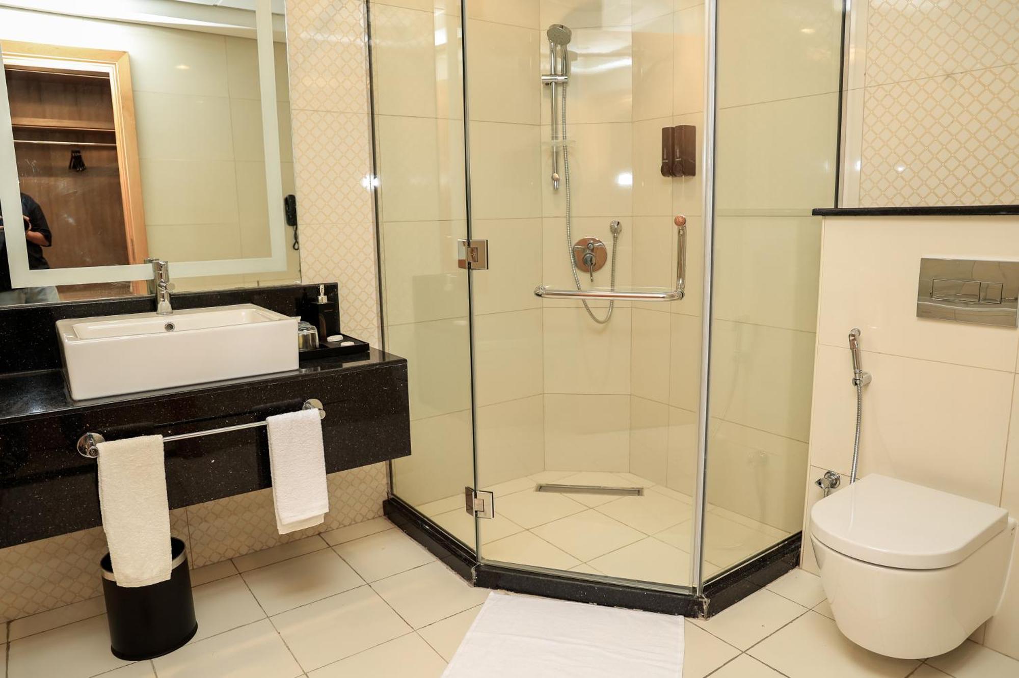 Best Western Premier M Four Hotel Dubai Exterior foto